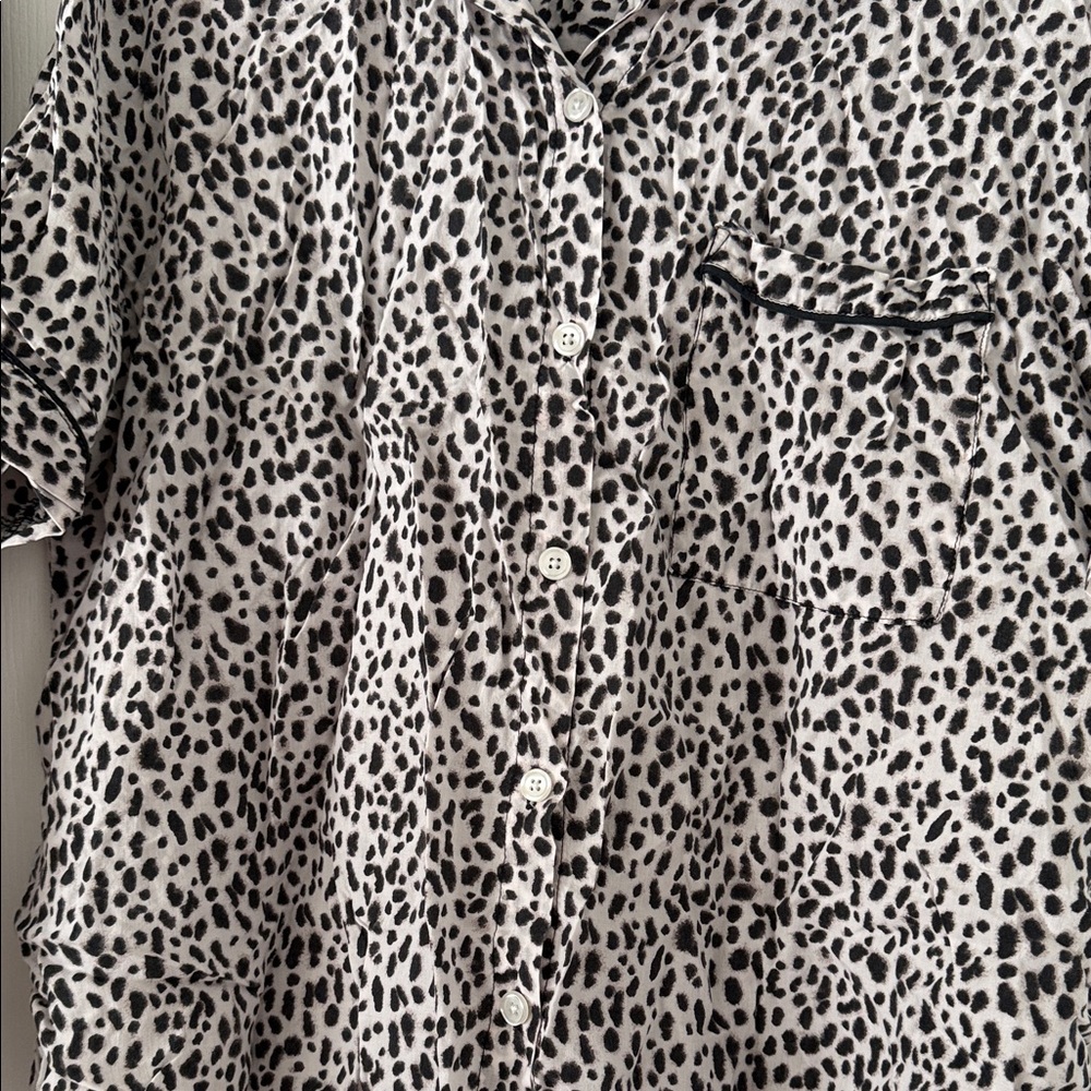 Stars Above “Simply Cool Fabric” Pajama Set – XL – Leopard Print - Picture 6 of 6